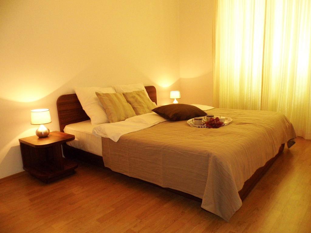 Lion Apartments Medena, Big Size, High Ceilings Bratislava Room photo
