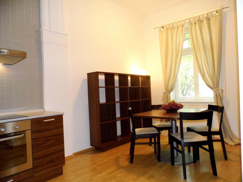 Lion Apartments Medena, Big Size, High Ceilings Bratislava Room photo