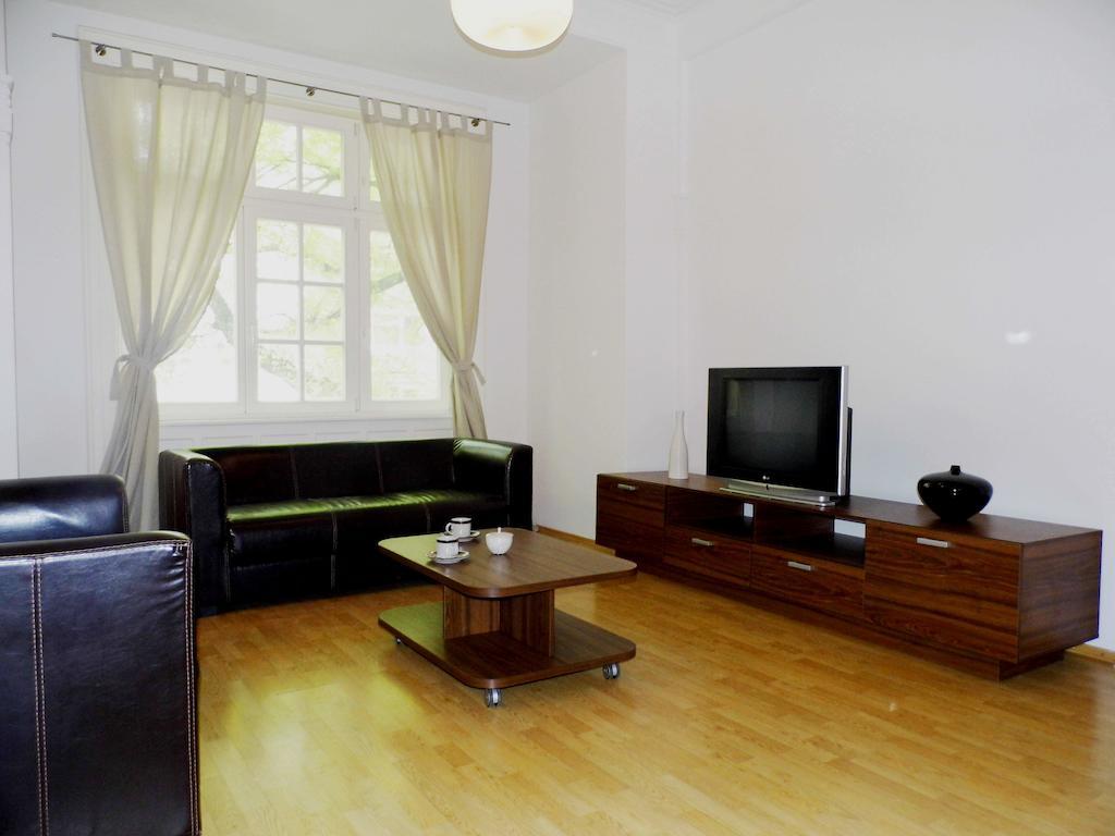 Lion Apartments Medena, Big Size, High Ceilings Bratislava Room photo