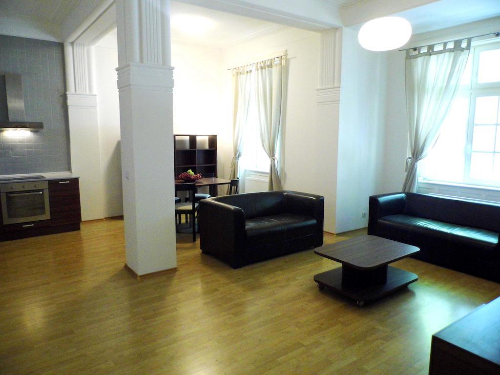 Lion Apartments Medena, Big Size, High Ceilings Bratislava Room photo