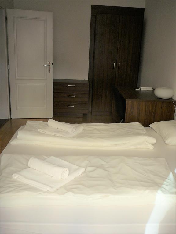 Lion Apartments Medena, Big Size, High Ceilings Bratislava Exterior photo
