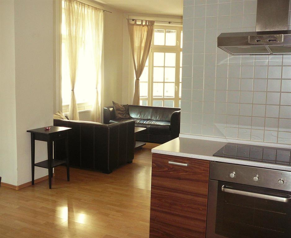 Lion Apartments Medena, Big Size, High Ceilings Bratislava Exterior photo