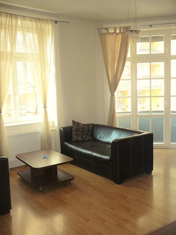 Lion Apartments Medena, Big Size, High Ceilings Bratislava Exterior photo