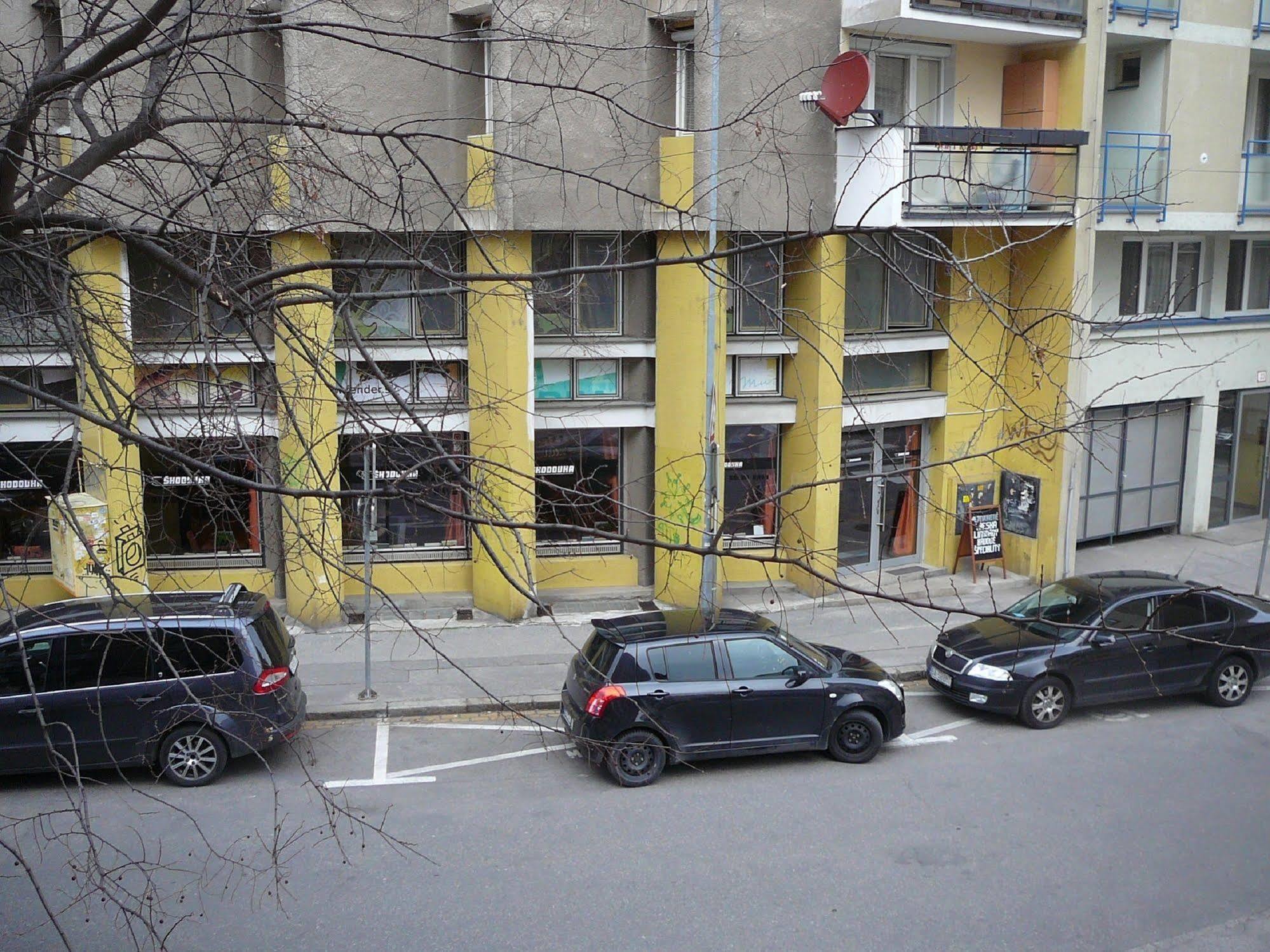 Lion Apartments Medena, Big Size, High Ceilings Bratislava Exterior photo